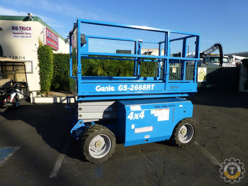 2006 GENIE GS2668RT